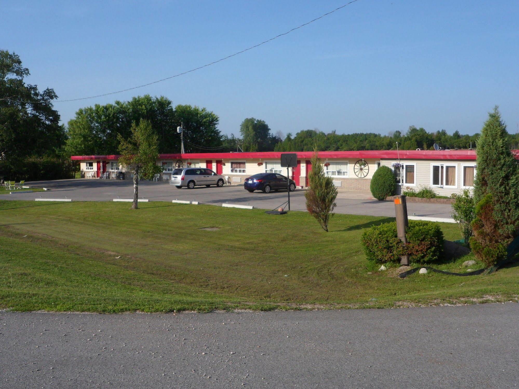 The Silver Birch Motel Goderich Ngoại thất bức ảnh